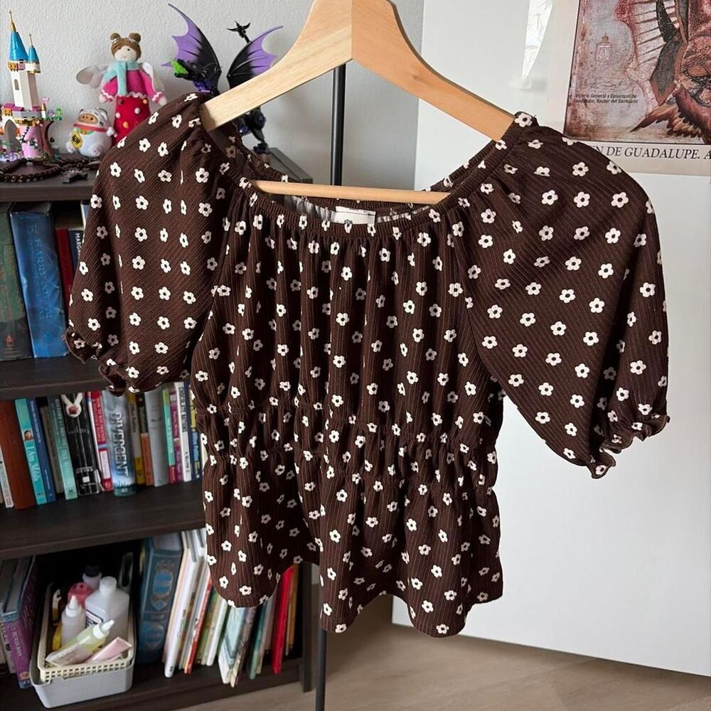 Lily Bleu Girls Brown Floral Smocked Peplum Top Size 14